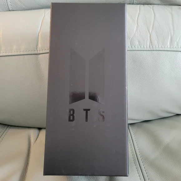BTS Lightstick Armybomb Version 4 2026 Limited Edition NIB Sealed 100% Authentic - Picture 1 of 12